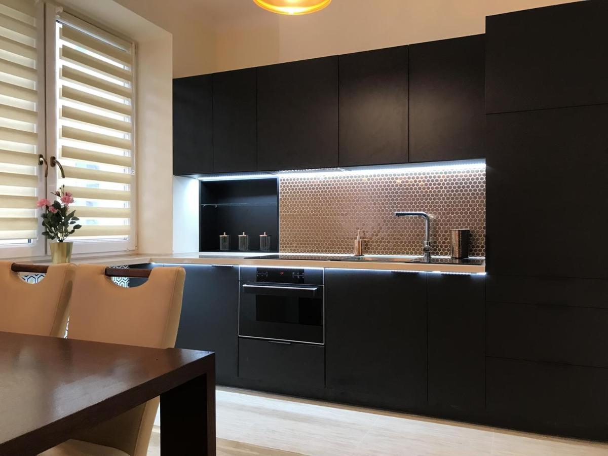P&O Serviced Apartments Metro Mokotow Varsavia Esterno foto